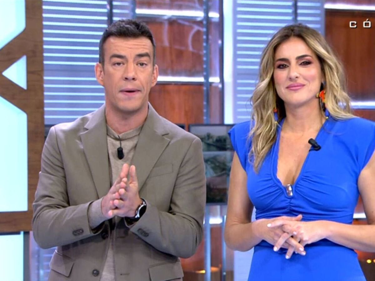 Foto: Los presentadores de 'Cuatro al día'. (Mediaset)