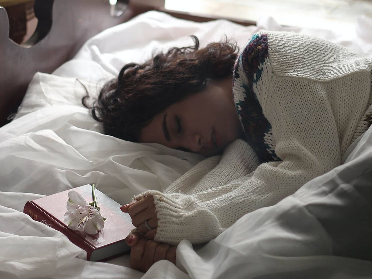 La falta de sueño a largo plazo provoca problemas endocrinos, psicológicos y cardíacos (Zohre Nemati para Unsplash)