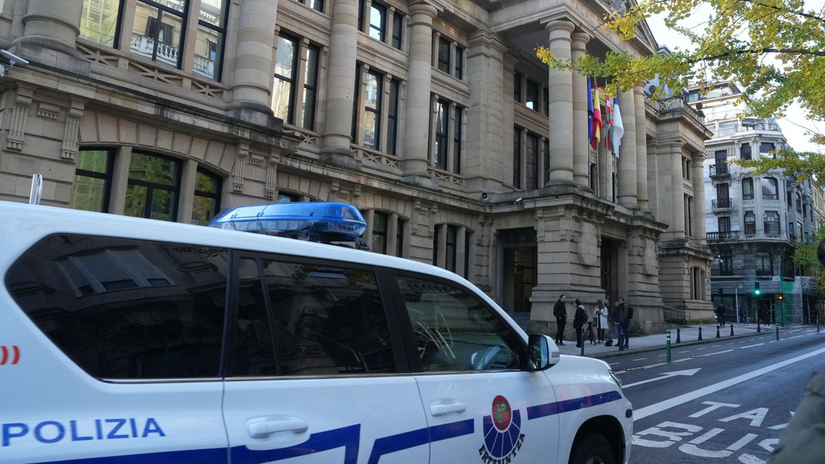 Detenido un hombre de 30 años en Bilbao tras arrojar amoniaco a su pareja en una discusión