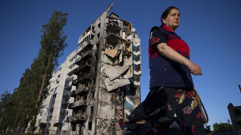 Borodyanka renace entre la destrucción y luna llena en Montevideo: el día en fotos 