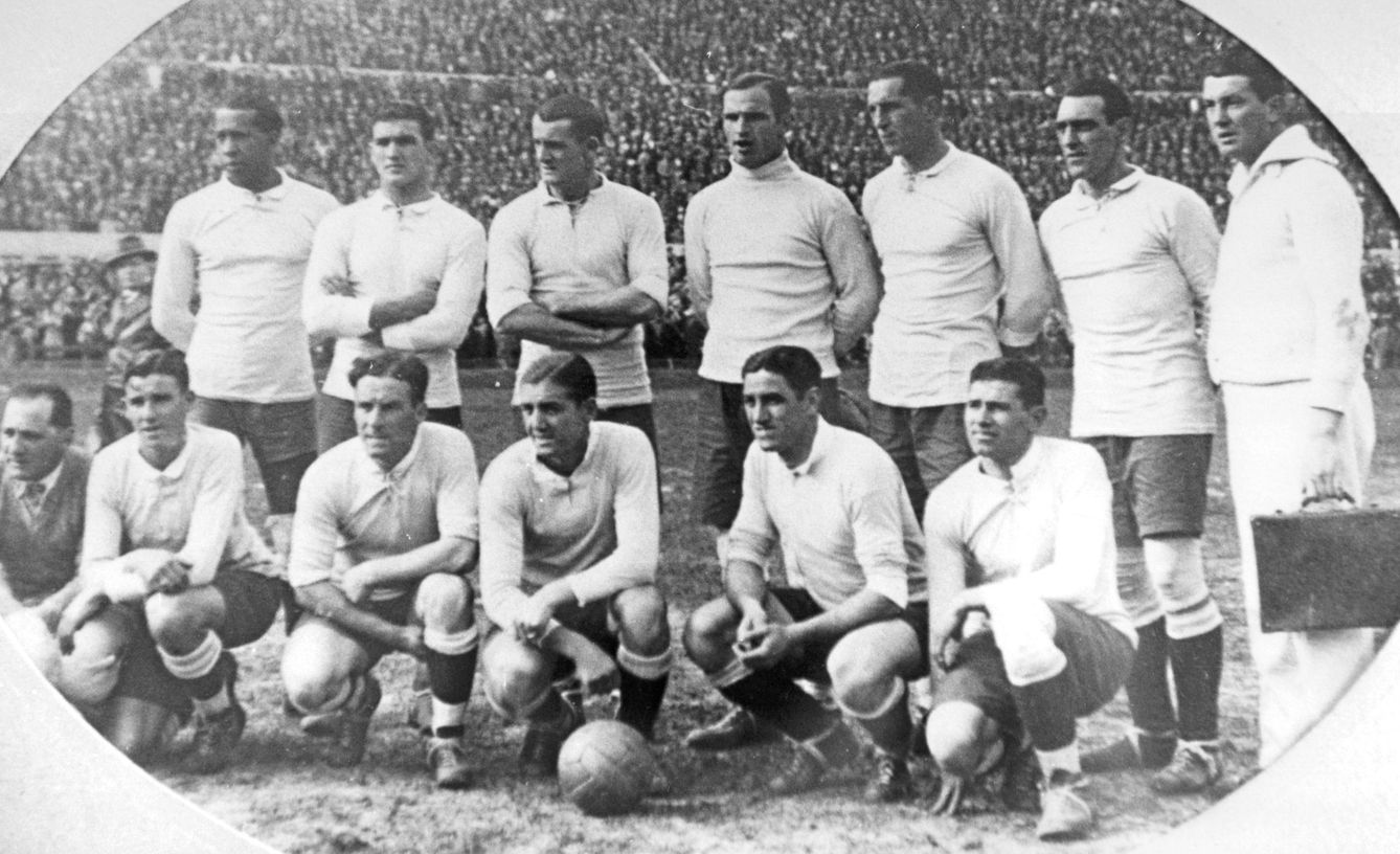 Los jugadores de Uruguay que lograron el primer Mundial. (EFE/Archivo)