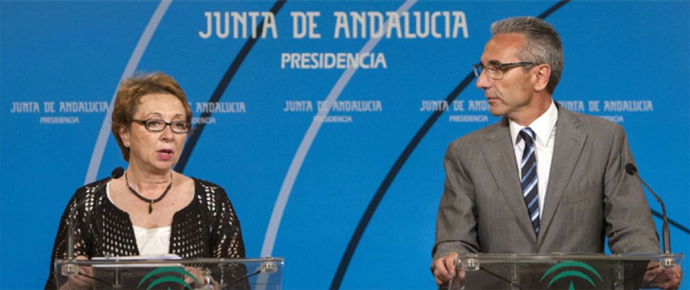 Foto: La Junta ‘negocia’ con Montoro el déficit de Andalucía en 2012