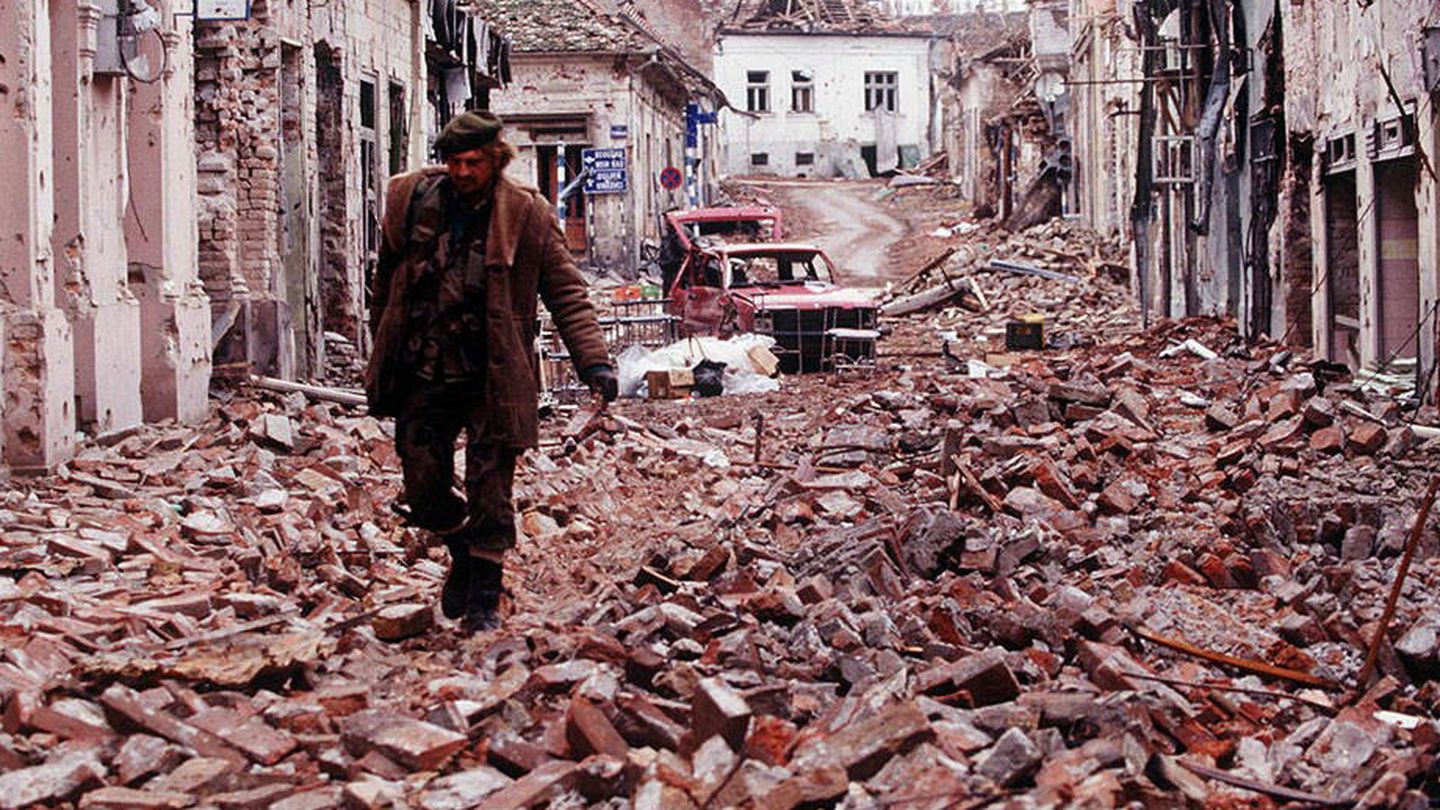 La ciudad croata de Vukovar, en 1991, tras los ataques del ejército serbio.