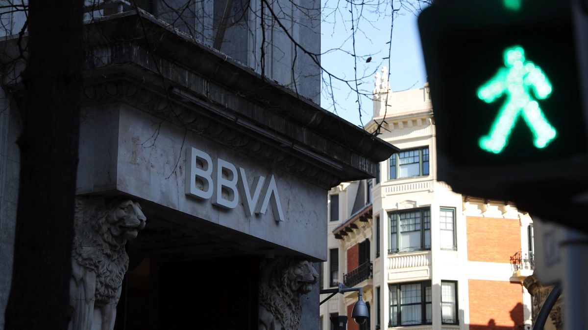 BBVA ganó 1.305 M en 2020 (-63%) y anuncia un megadividendo del 10% de sus acciones