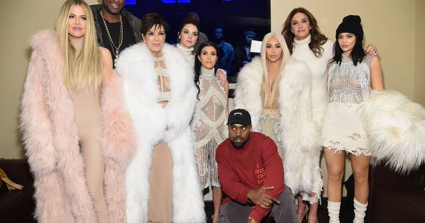 Foto: La familia Kardashian-Jenner al completo en 2016. (Getty)