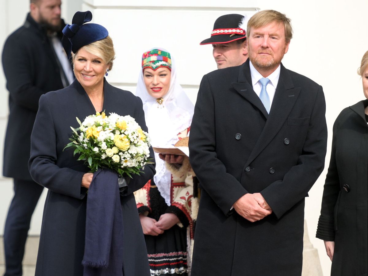 Foto: Los reyes de Holanda, en su visita de Estado a Eslovaquia. (EFE/Christian Bruna)