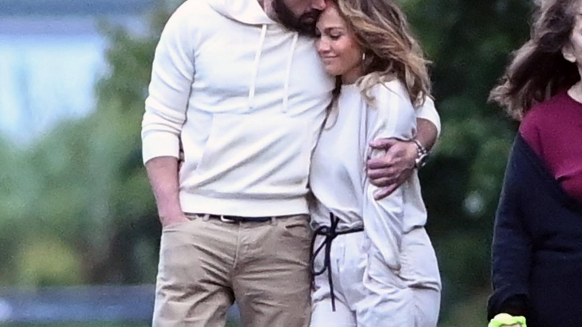 Jennifer Lopez y Ben Affleck dan un importante paso oficial como pareja