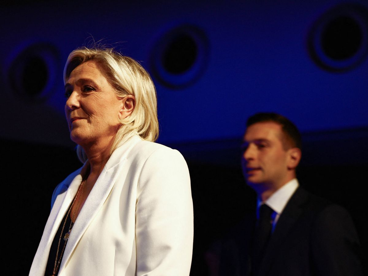Foto: Marine Le Pen el pasado domingo durante la jornada de las elecciones europeas. (Reuters/Sarah Meyssonnier)