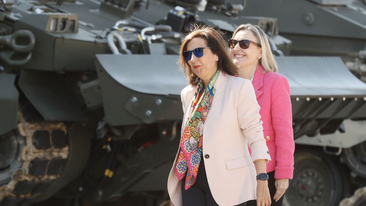 Robles repite en el Ministerio de Defensa con la meta de duplicar el gasto para cumplir con la OTAN