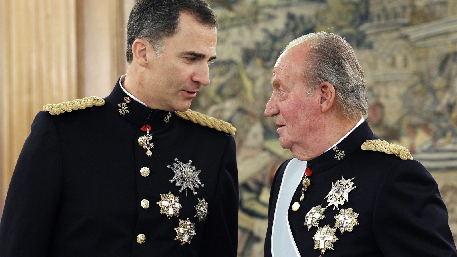 Foto: El rey Felipe VI junto a su padre, el rey Don Juan Carlos (Gtres)