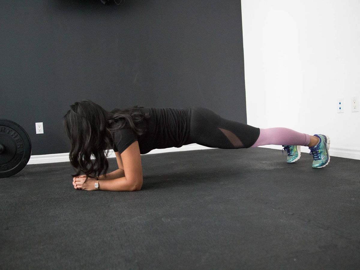 Foto: Esta práctica aumenta la capacidad física para entrenar y marcar abdominales (Unsplash)