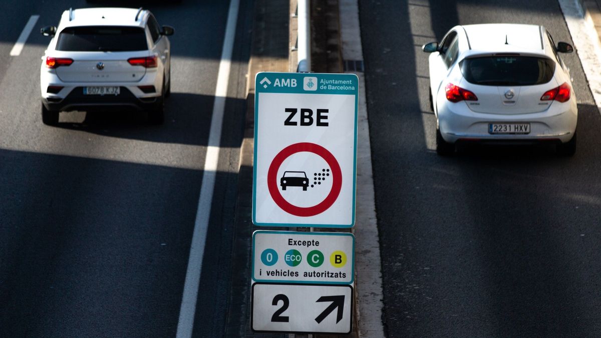 Casi 3 de cada 10 coches en Madrid no tienen etiqueta, y no podrán circular por las ZBE