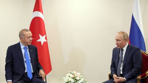 Putin sortea las sanciones para financiar con 20.000 millones una planta nuclear en Turquía