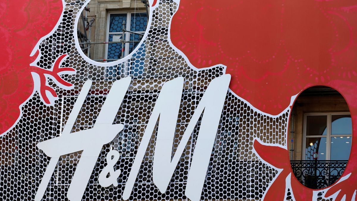 H&M cierra tiendas en España pero dispara la venta online, que crece a un ritmo del 32%