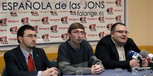 No pasan el corte: Falange y extrema derecha se quedan fuera del 20-N en Madrid