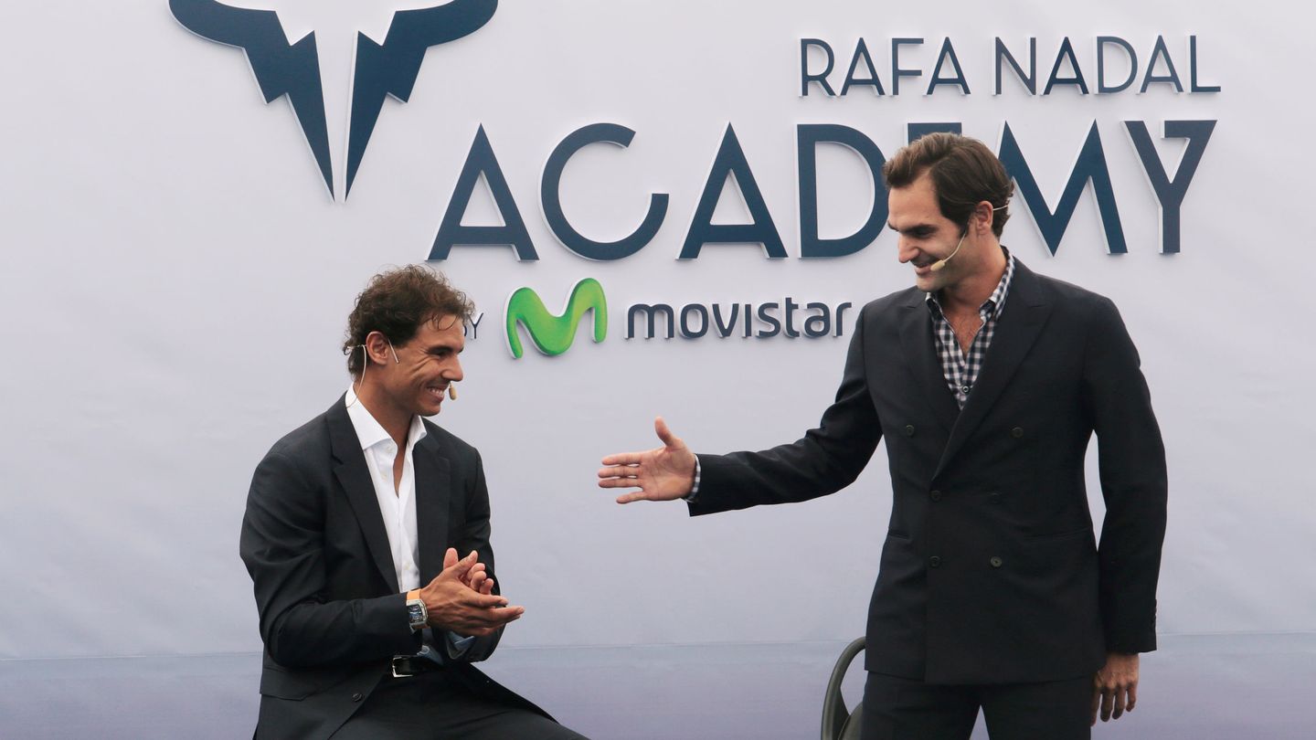Rafa Nadal y Roger Federer son grandes amigos (Reuters/Enrique Calvo)