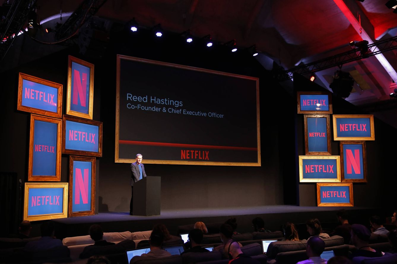El CEO de Netflix se dirige a un centenar de periodistas en Berlín