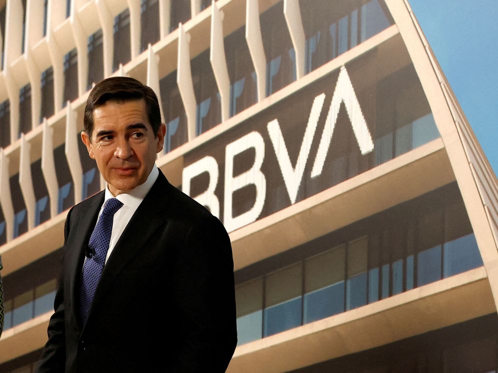 Las fechas clave de la opa de BBVA al Sabadell: los accionistas tienen ...