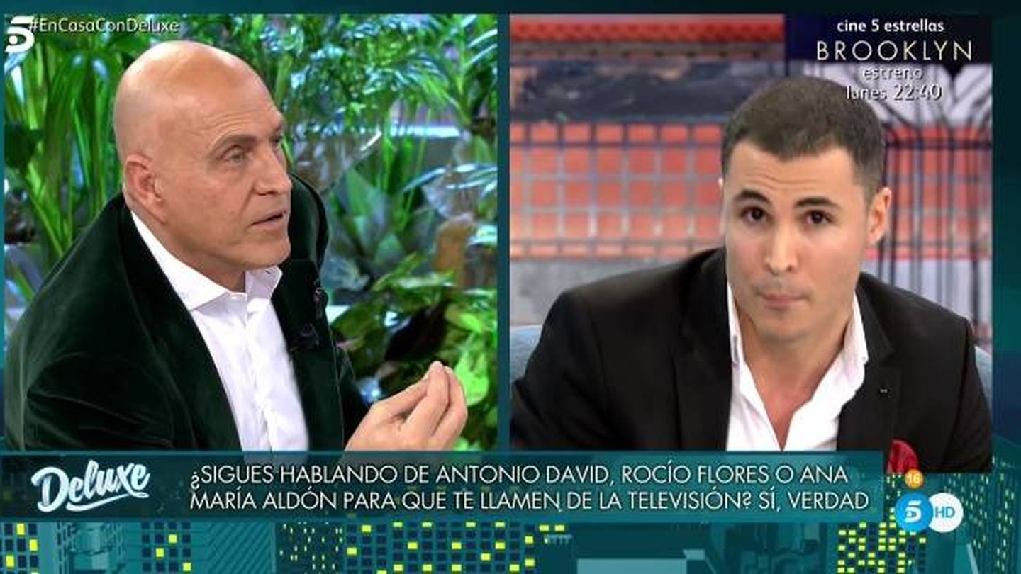 Matamoros y Jiménez discutiendo en el 'Deluxe'. (Telecinco).