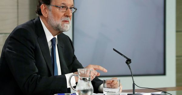 Foto: El presidente del Gobierno, Mariano Rajoy, durante su comparecencia ante los medios. (EFE)