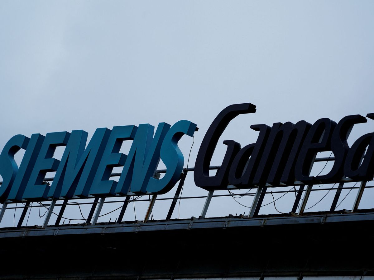Foto: El logo de Siemens Gamesa. (Reuters/Vincent West)