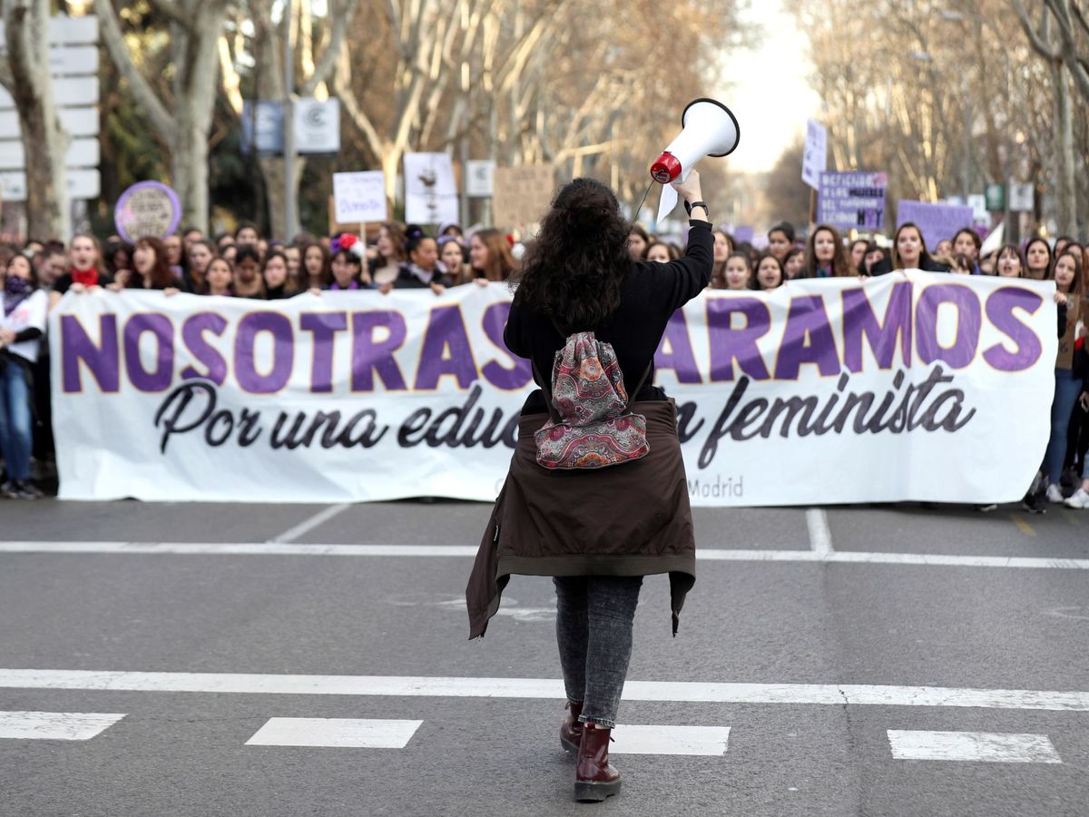 Foto: Manifestación con motivo del Día Internacional de la Mujer en Madrid. (EFE)