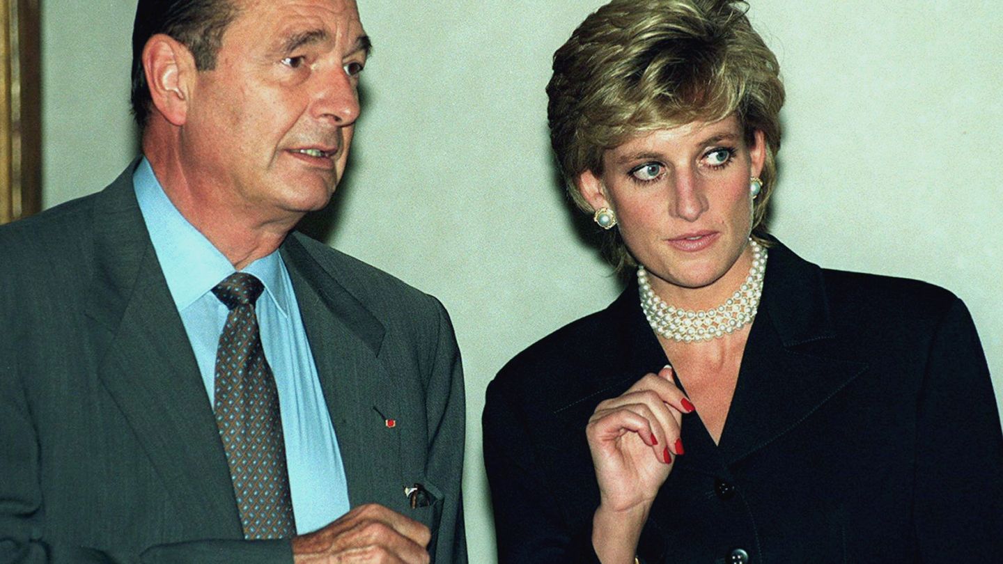 La princesa Diana junto a Jacques Chirac,  en una imagen de archivo. (Reuters)