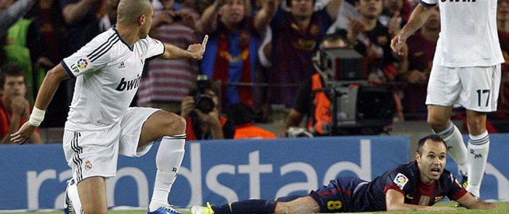 Foto: Pepe no se calla y vuelve a atacar a Iniesta