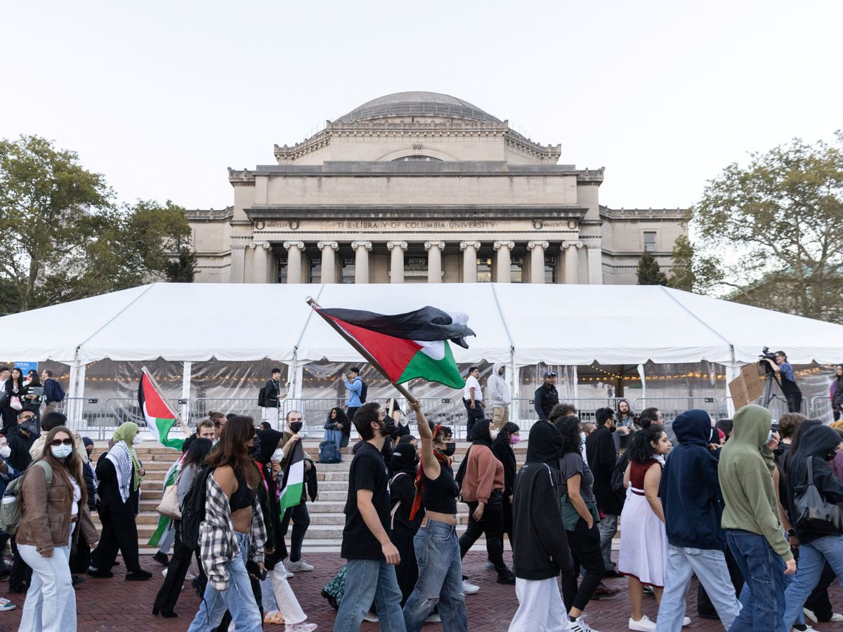 Foto: Manifestaciones en apoyo a Palestina en la Universidad de Columbia. (Reuters/Jeenah Moon)