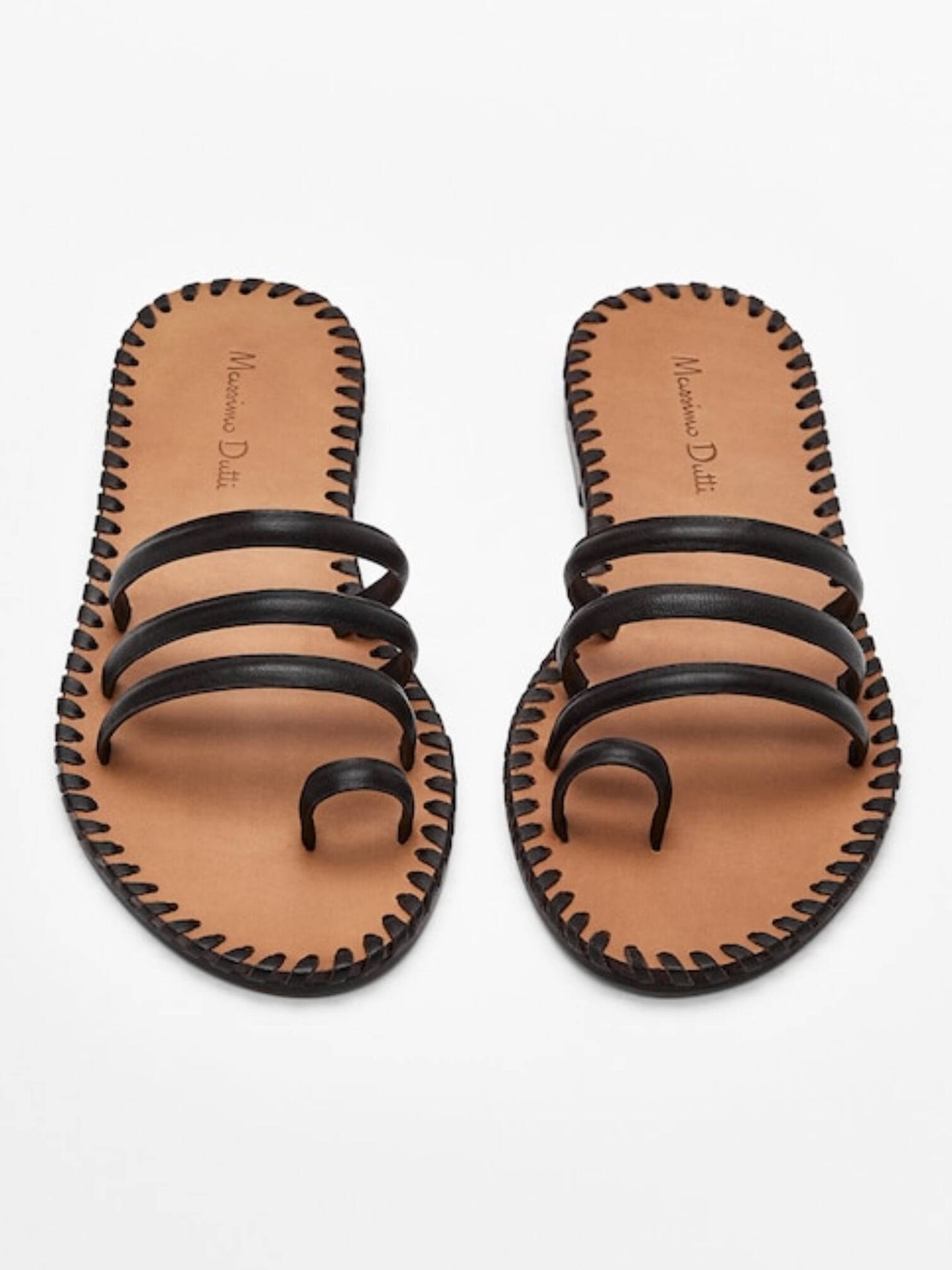 Estas sandalias planas son el mix perfecto para el vestido de Massimo Dutti. (Cortesía)