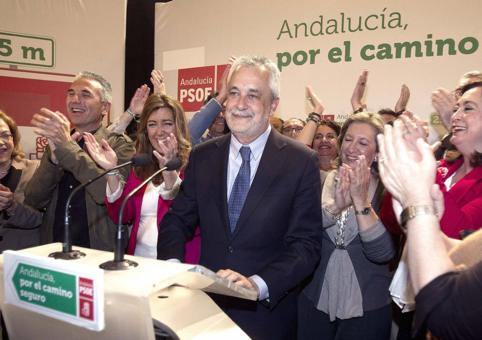 Foto: José Antonio Griñán, tras conocer los resultados de las elecciones de 2012 (Efe)