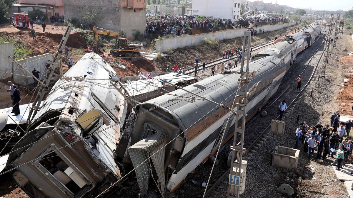 Al menos seis muertos y 86 heridos al descarrilar tren de pasajeros en Marruecos