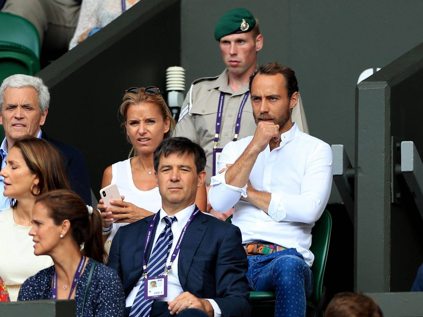James Middleton y Alizee Thevenet,  durante un partido de Wimbledon. (Cordon Press)