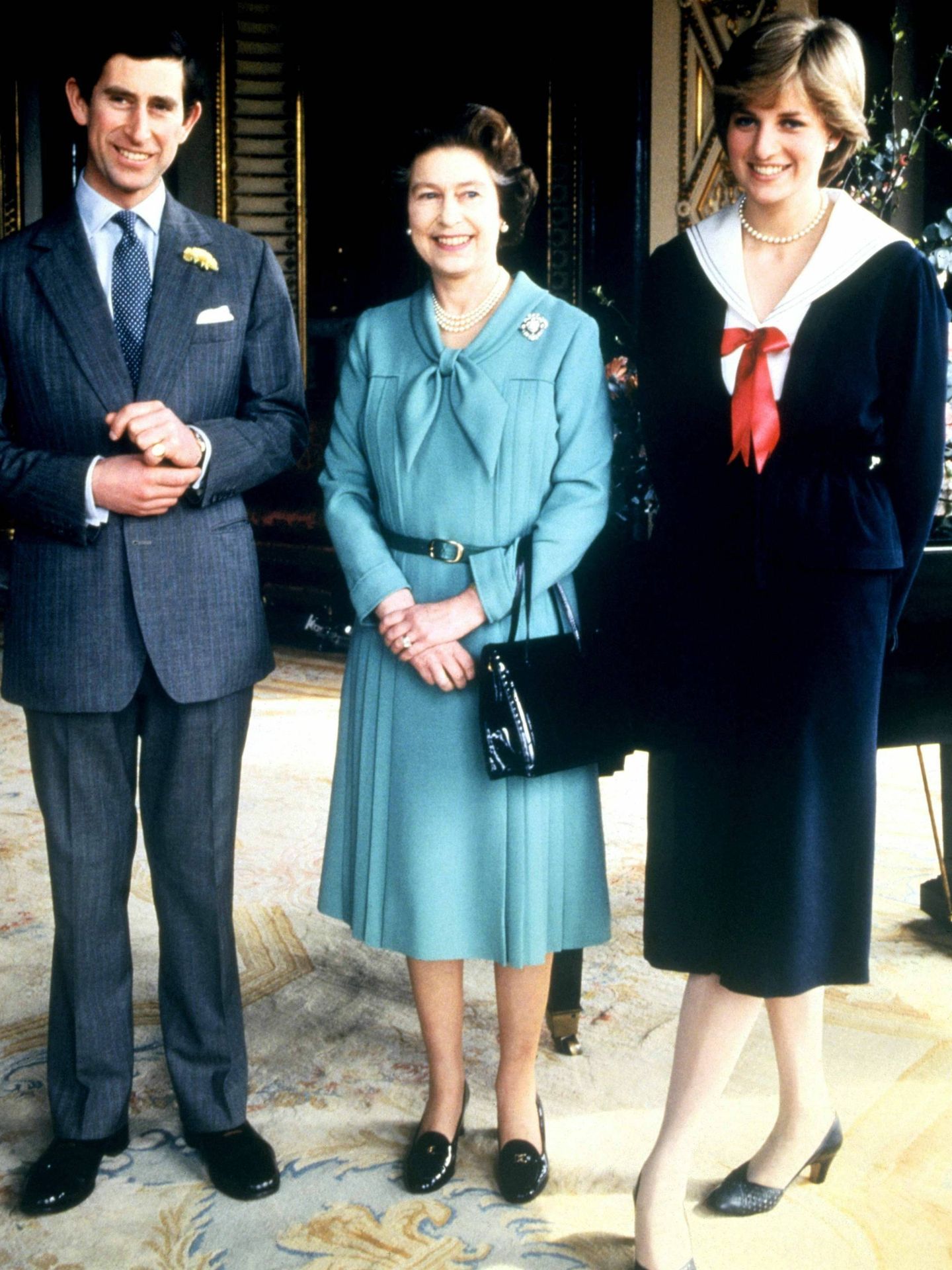  La reina, junto a Diana y Carlos. (CP)