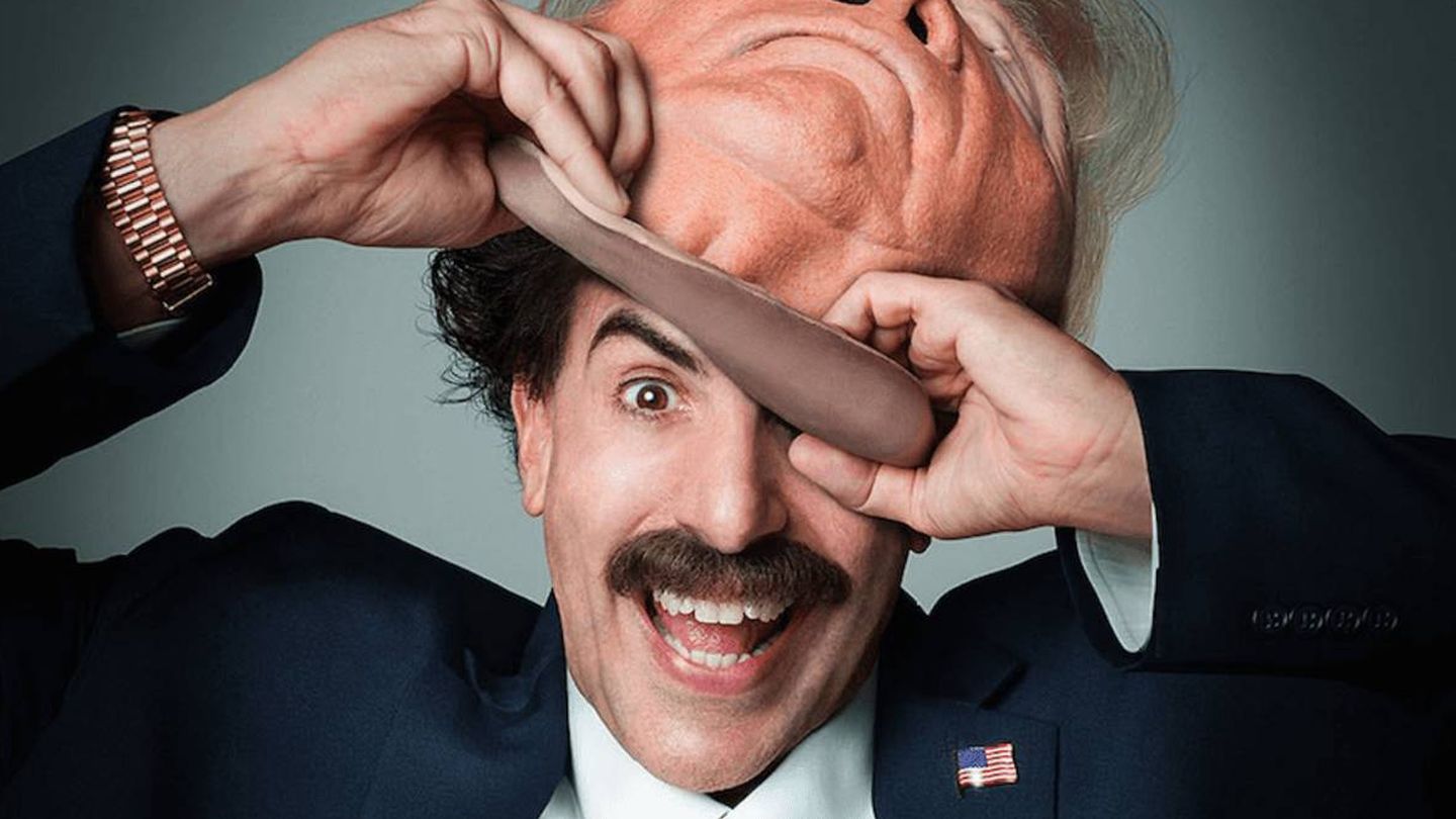 Borat, con una máscara de Trump en la segunda parte de su historia.