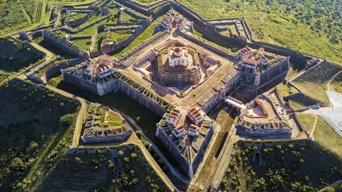 Esta es la mayor fortificación militar del mundo: Patrimonio de la Humanidad, está muy cerca de España y su forma es de lo más curiosa