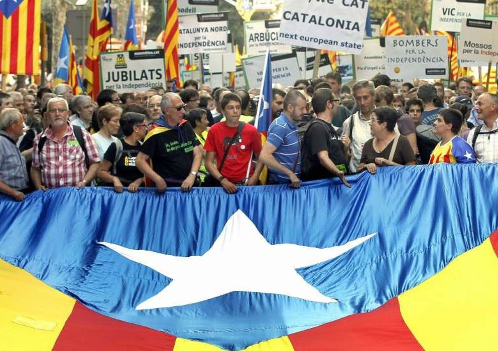 Foto: Miles de catalanes salieron a las calles en la Diada 2012 (Efe)