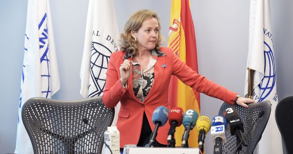 Foto: La ministra de Economía, Nadia Calviño (Efe)
