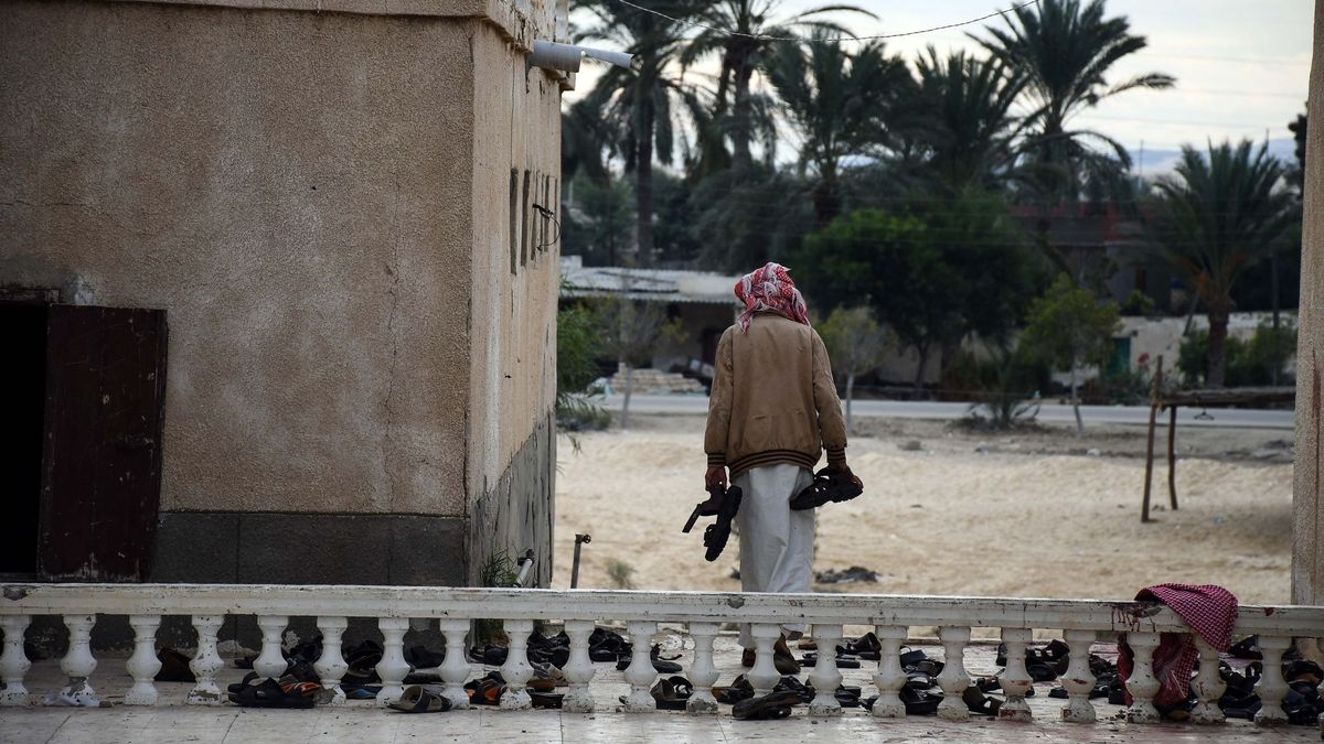 Guerra sucia en el Sinaí: el 'paraíso libre de terrorismo' que vende Egipto se desmorona