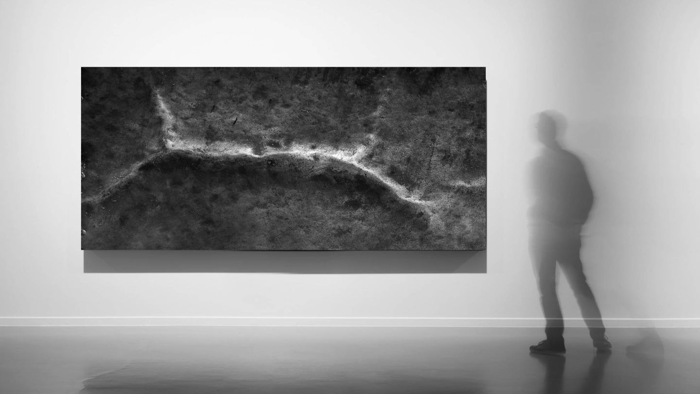 Lo que puedes ver en la galería Max Estrella, la obra de Aitor Ortiz. (Cortesía)