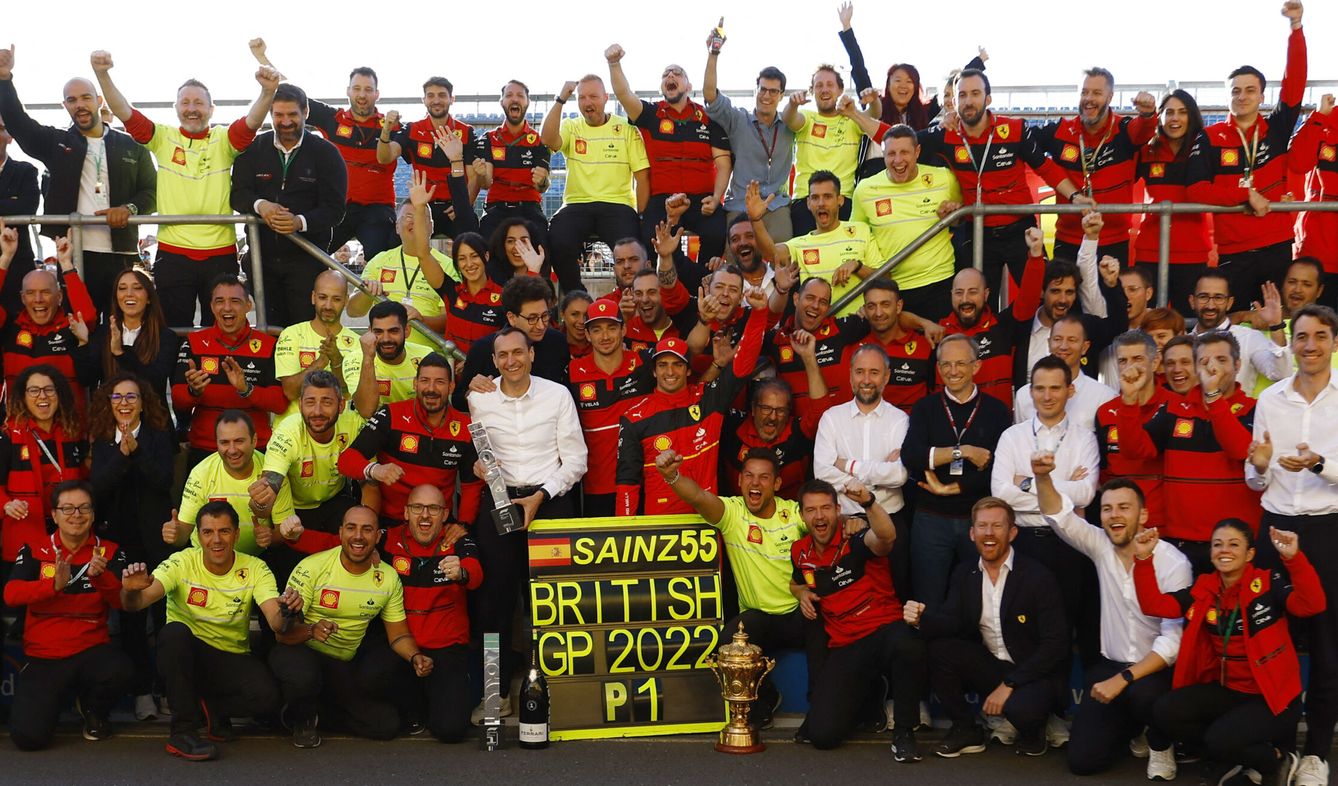 La victoria en Silverstone, su primera en la Fórmula 1. (Reuters/Andrew Boyers)