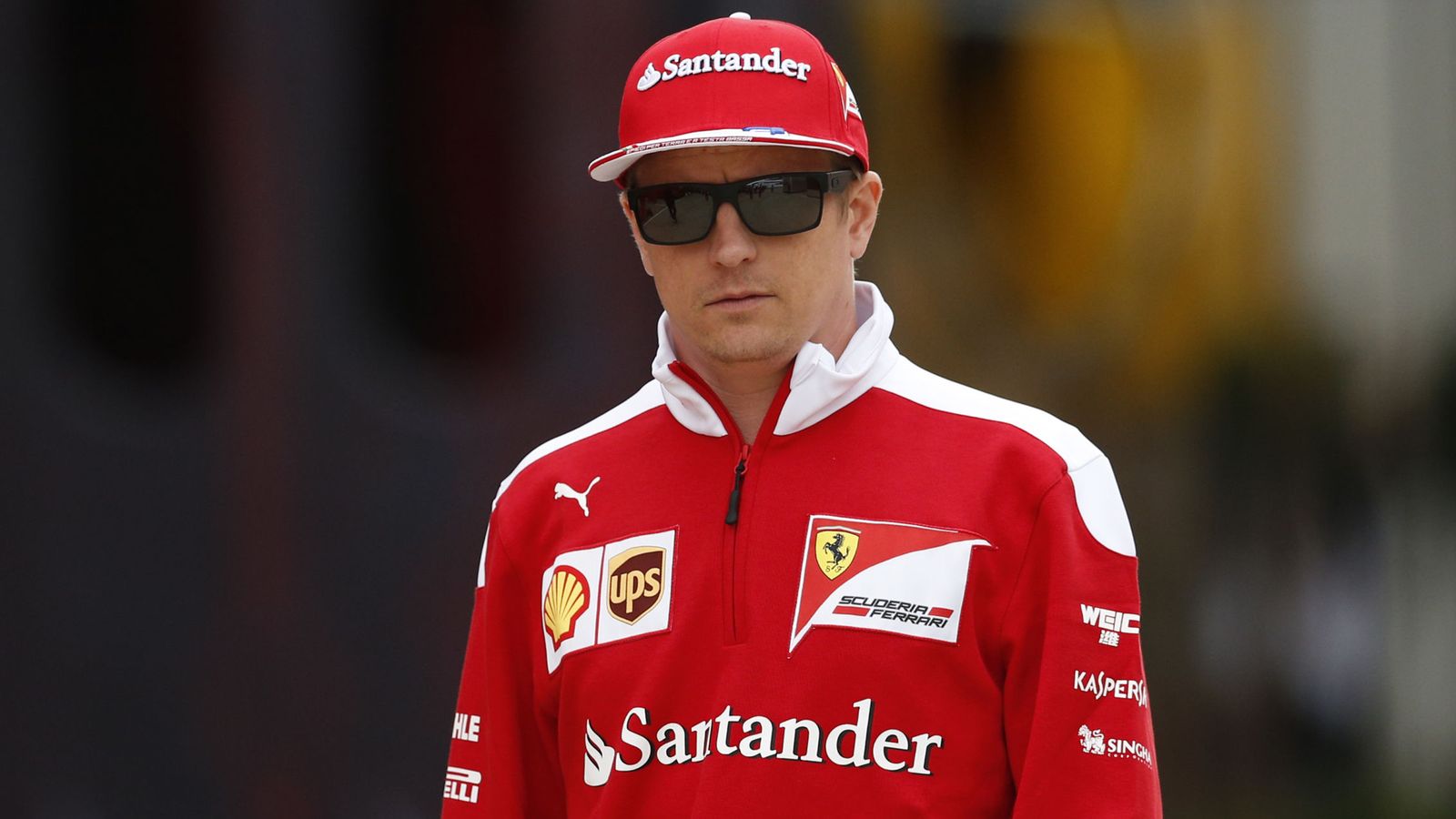 Foto: Kimi Raikkonen seguirá defendiendo el color rojo de Ferrari (Reuters)