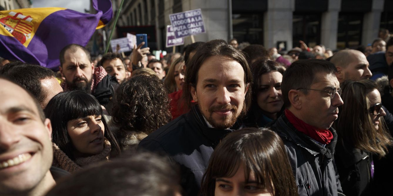 Pablo Iglesias en una manifestación en Sol. (AP)