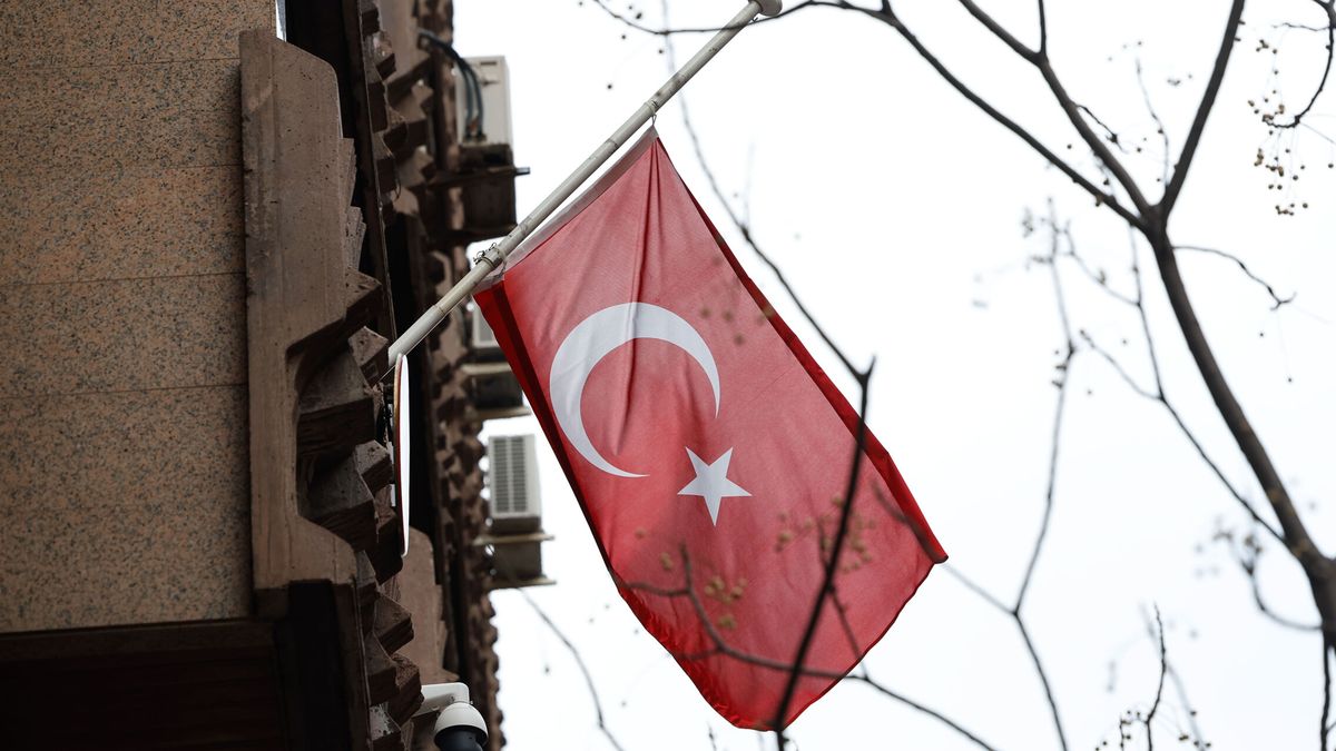 La embajada de Turquía en España canaliza la ayuda: se necesita ropa de invierno y conservas