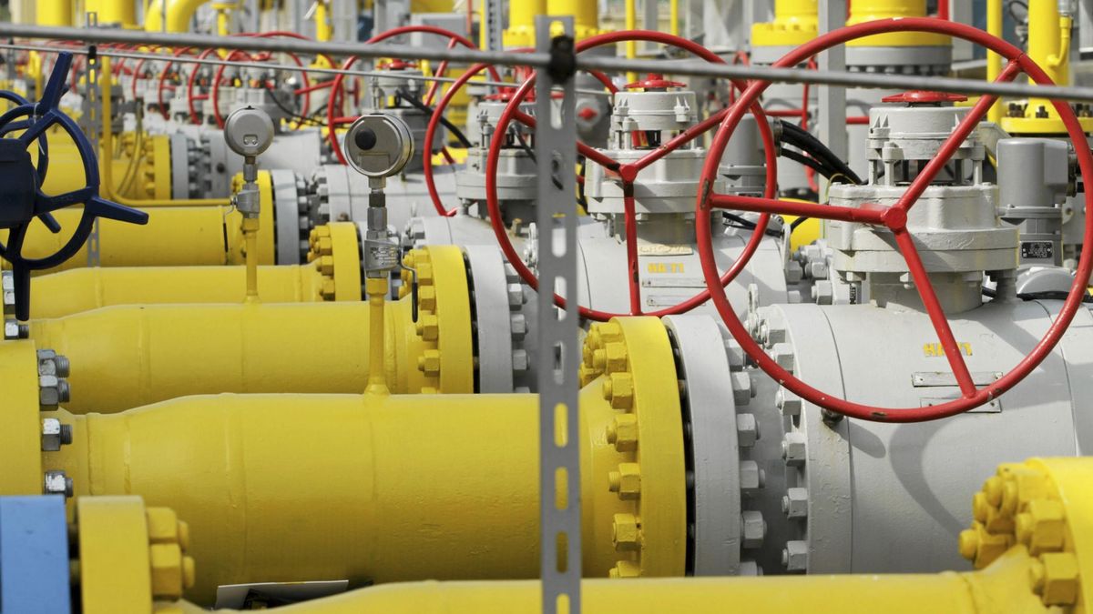 Rusia dice que cortará el gas a más países si no pagan en rublos, y Von der Leyen lo cataloga de "chantaje"