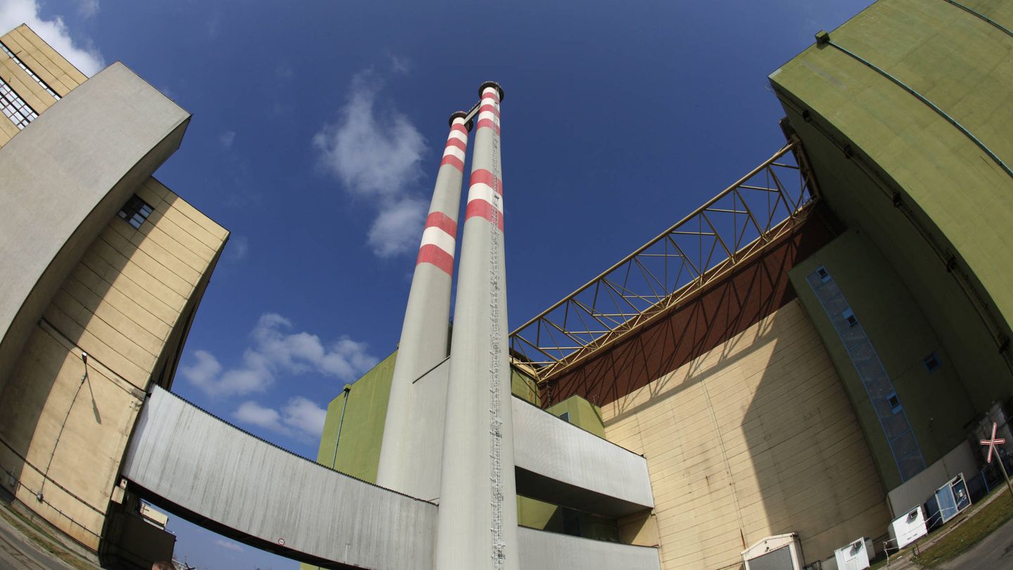 La central nuclear de Paks, a 120 kilómetros al este de Budapest, en marzo de 2011. (Reuters)