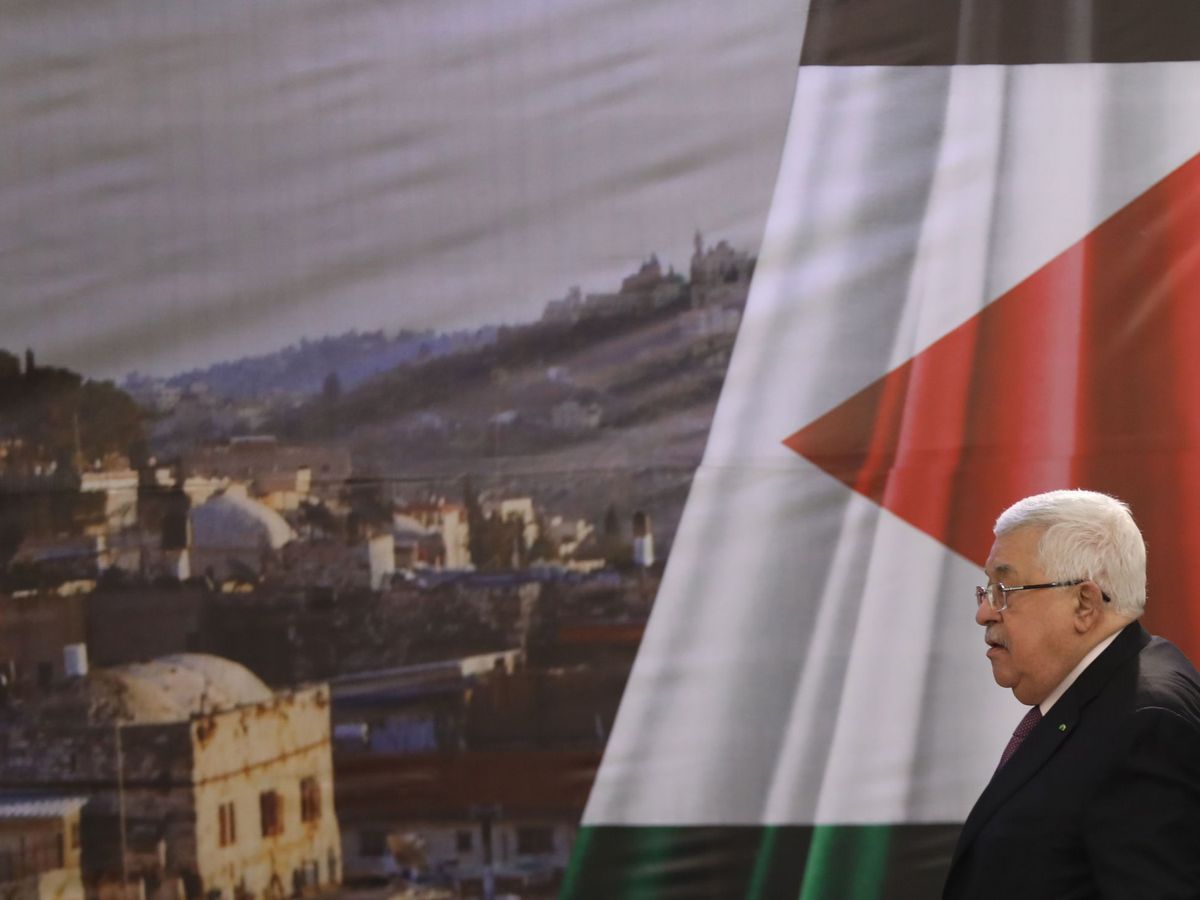 Foto: Mahmoud Abbas en una comparecencia tras conocerse la propuesta de EEUU. (EFE)