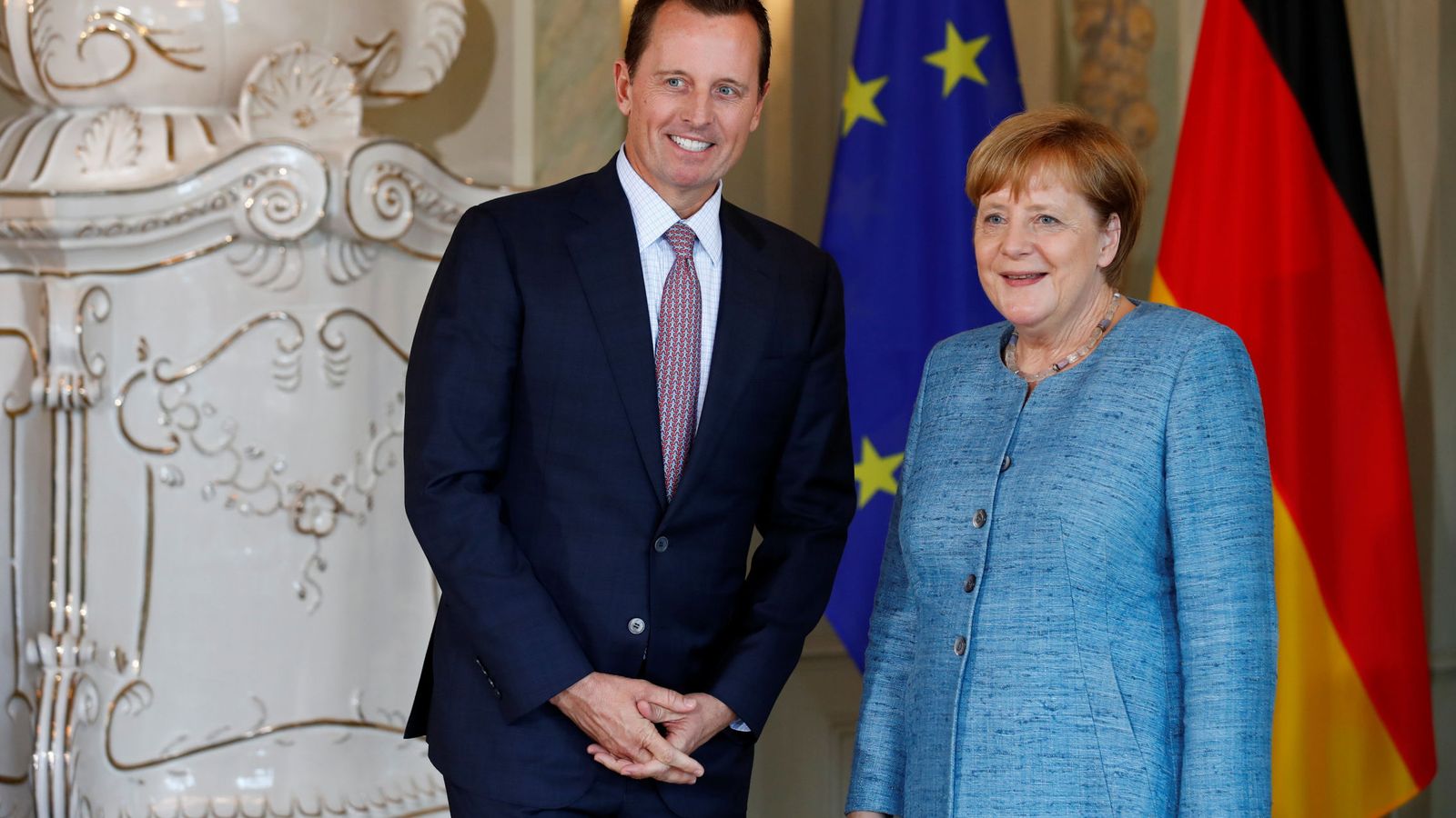 Foto: Richard Grenell, embajador de EEUU, junto a Angela Merkel. (Reuters)