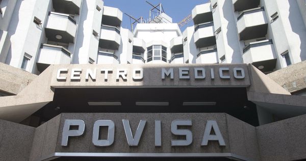 Foto: Fachada del hospital Povisa de Vigo. (EFE)
