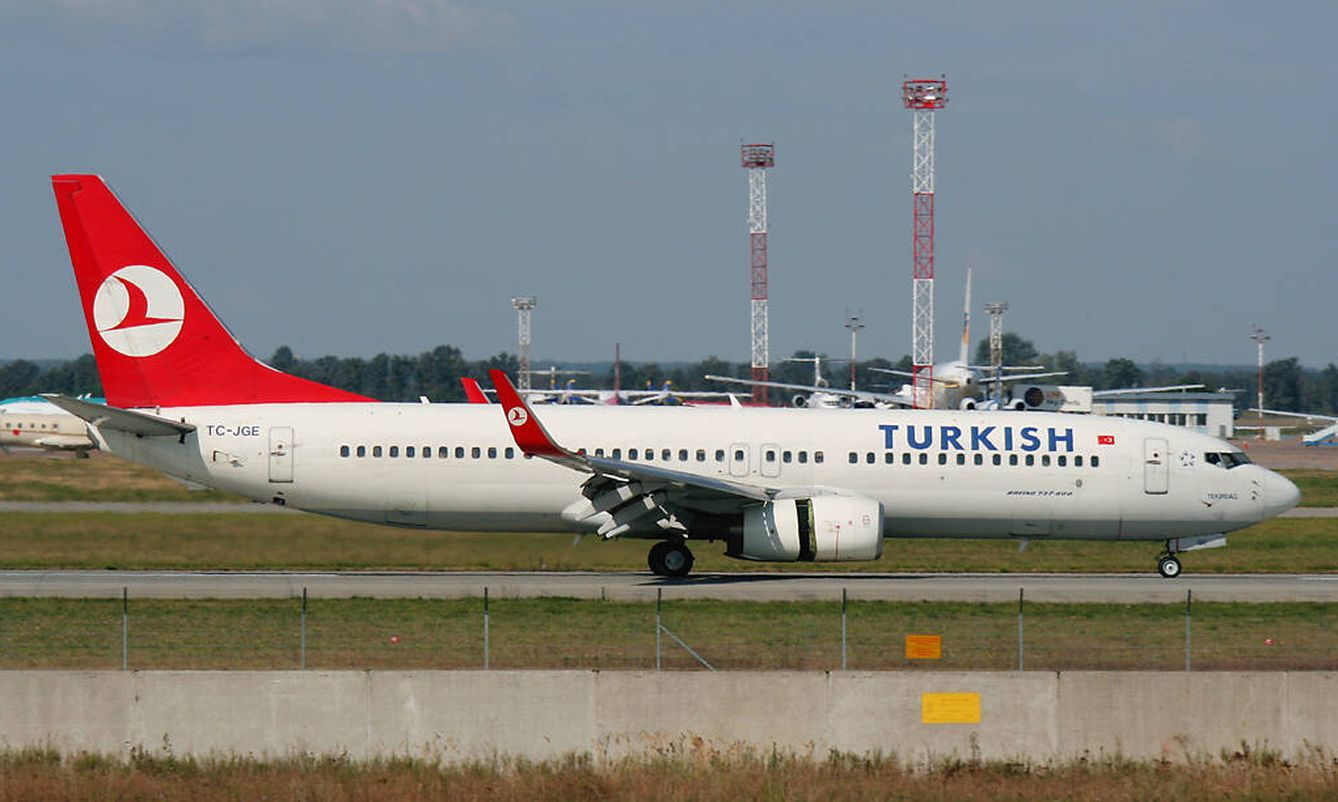 La aeronave involucrada, aterrizando en el aeropuerto Kiev-Boryspil en agosto de 2008. (Wikimedia/Pawel Kierzkowski)